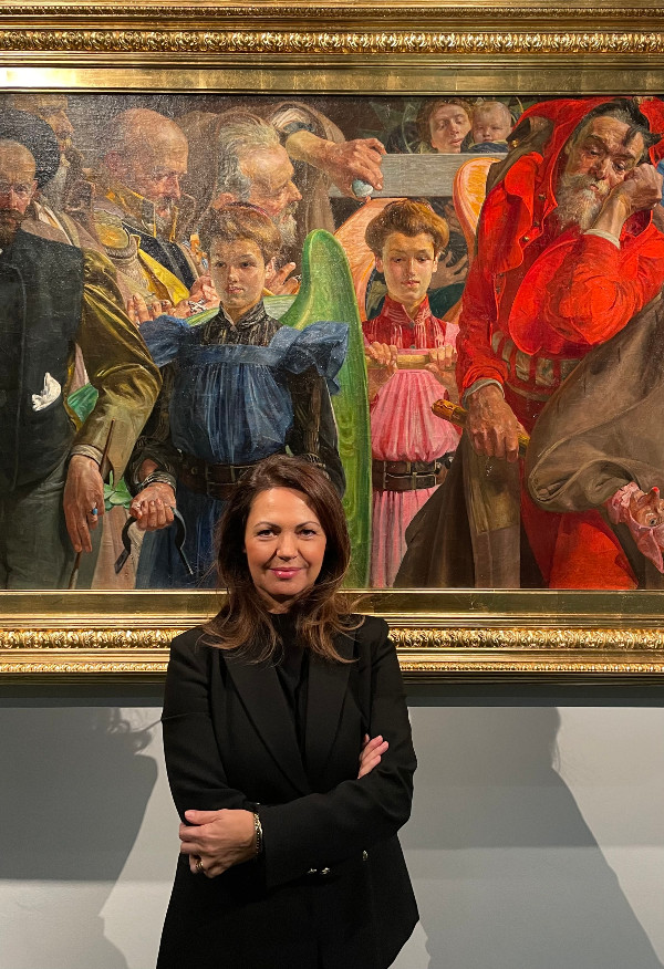 joanna-piotrowska-na tle obrazu Malczewskiego